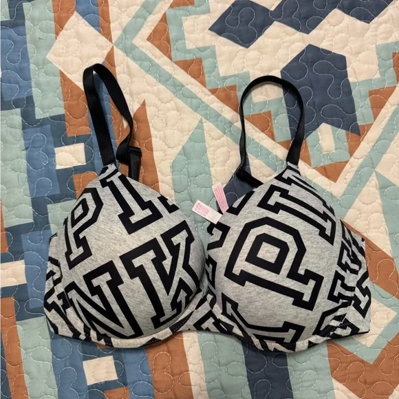 Victoria's Secret PINK Push-Up Bra with Logo - Picture 2 of 3